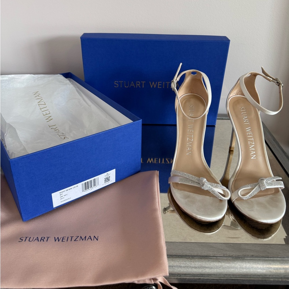 Stuart Weitzman Nudist Crystal Bow 100 White Satin Bridal Heels Size 7.5